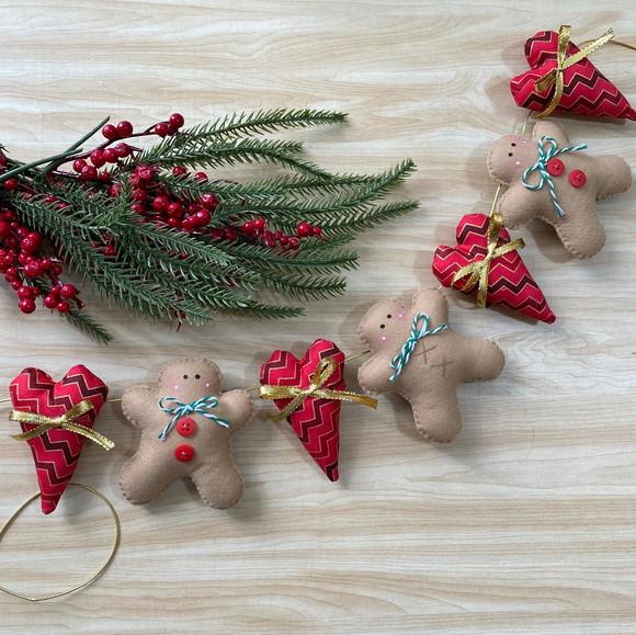 Varal de Natal Gingerbread e Corações decoração de natal arte