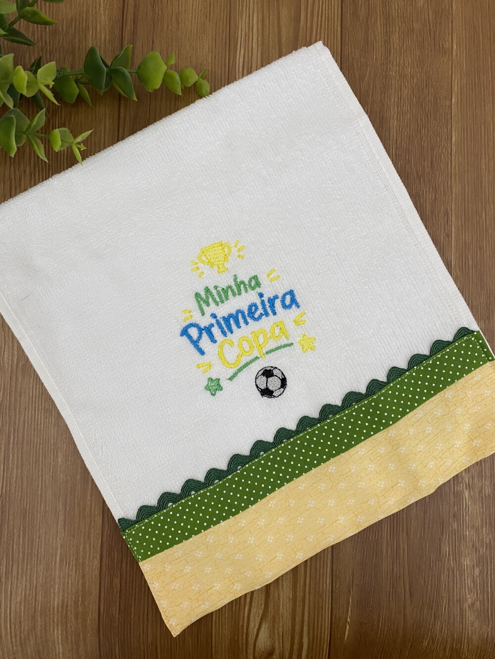 Toalha para o bebê minha primeira copa do mundo