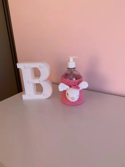 Porta Álcool Gel de Mesa Amigurumi de crochê decoração artesa