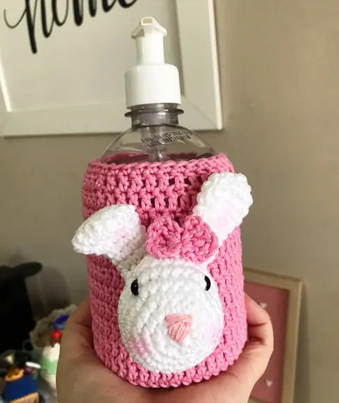 Porta Álcool Gel de Mesa Amigurumi de crochê decoração artesanal bebê