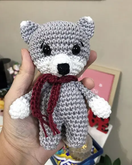 Raposa Amigurumi de crochê presente feito à mão