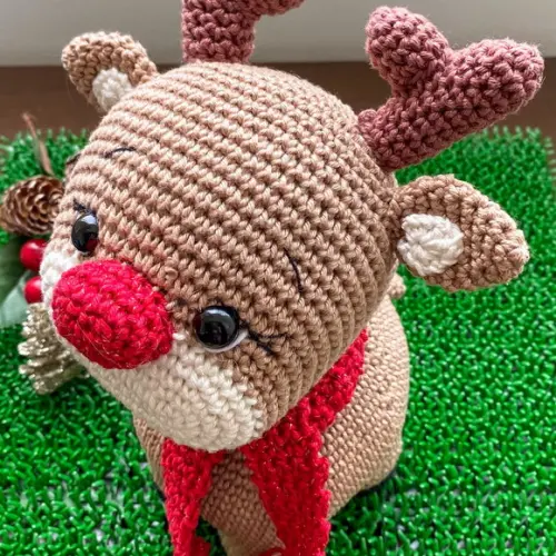 Rena Amigurumi de crochê decoração de natal feita à mão