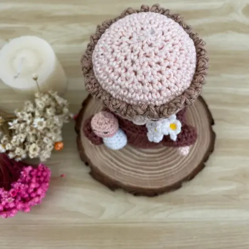 Santo Antônio amigurumi de Crochê presente artesanal católico