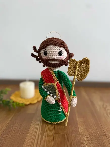 São Judas Tadeu Amigurumi de crochê presente artesanal Santinhos Católicos