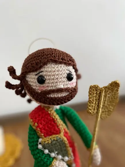 São Judas Tadeu Amigurumi de crochê presente artesanal Santinho