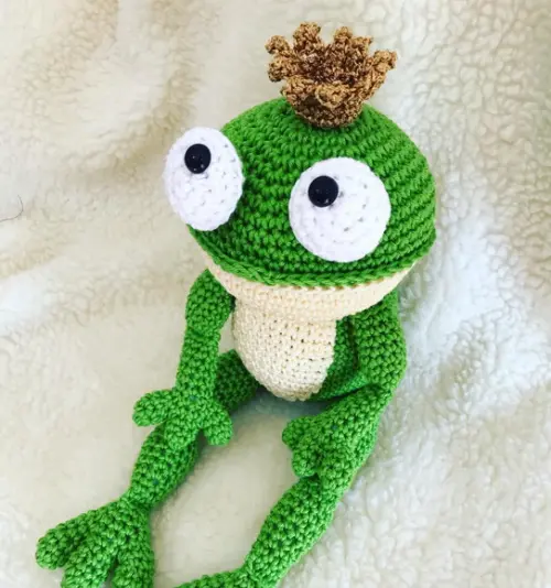Sapo Amigurumi de crochê presente artesanal para bebês e crian?