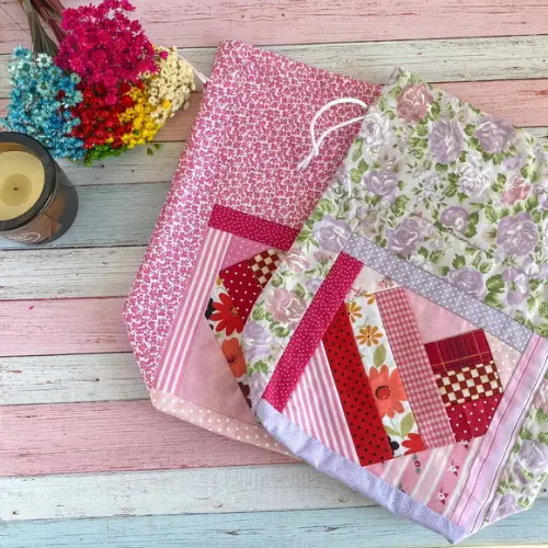 Saquinho Organizador de Patchwork Coração de Mãe presente feit