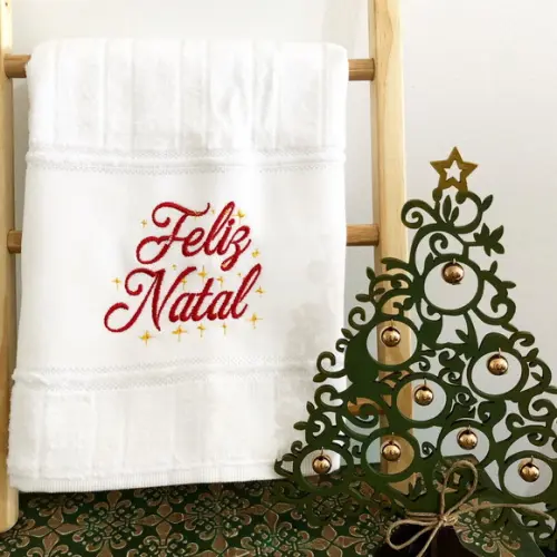 Toalha de Rosto Bordada Presente artesanal de Natal