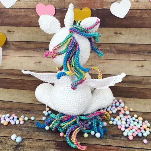 Unicórnio Amigurumi de crochê presente para bebês e crianças