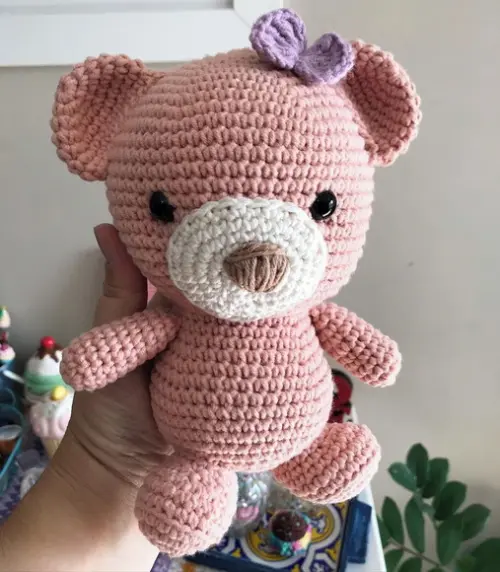 Ursinha Amigurumi de crochê presente artesanal para bebês e crianças