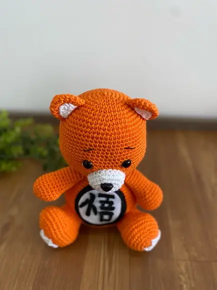Ursinho Carinhoso amigurumi de crochê Personalizado Dragon Ball