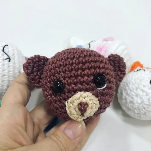 Varal de Bichinhos Amigurumi de crochê decoração feito à mão