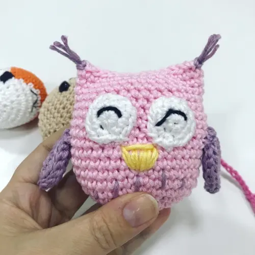 Varal de Bichinhos Amigurumi de crochê decoração feito à mão