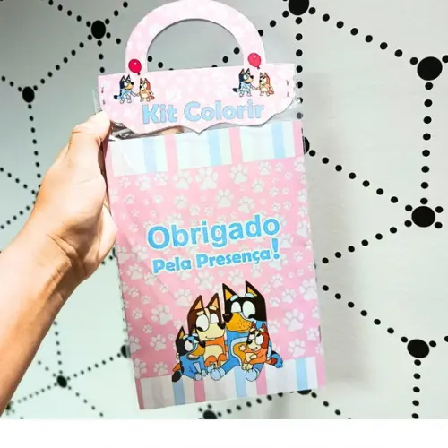 Livrinho de Colorir- Bluey Rosa com Giz de Cera