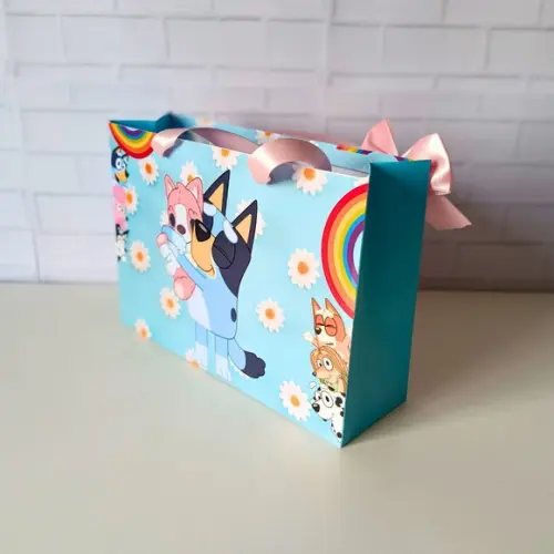 Sacola Personalizada( G ) Bluey Azul- com Alça e Laço Cetim