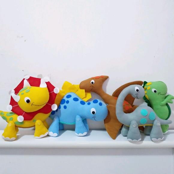 Dinossauro (13cm)