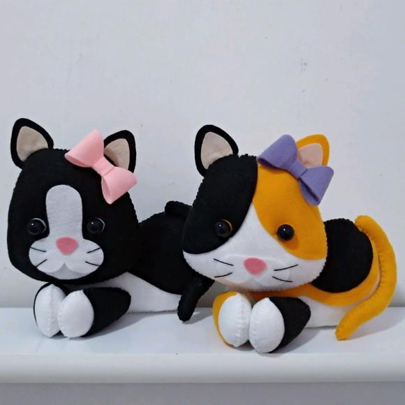 Gatinho deitado (30cm)