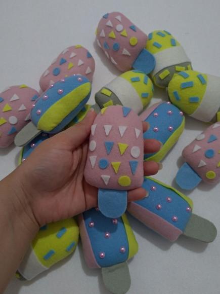 Picolé Feltro (15cm)