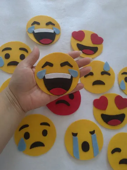 Aplique Emoji (8cm)