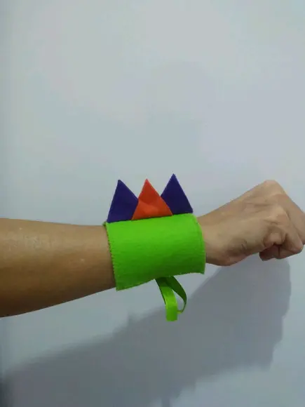 Bracelete Dinossauro