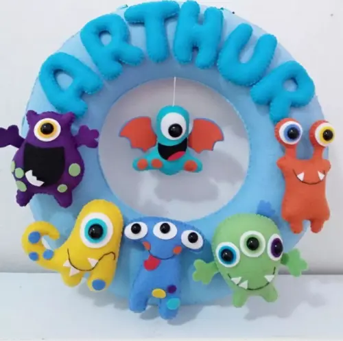 Guirlanda Monstrinhos
