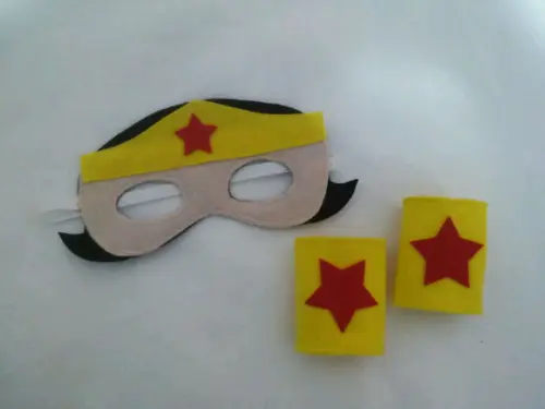 Kit máscara e bracelete super herois