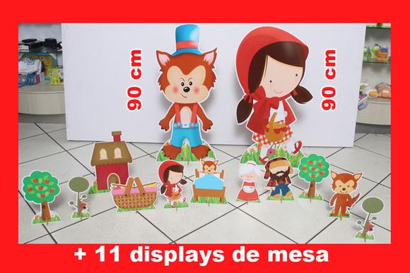 Totem Chapeuzinho Vermelho e Displays de Mesa