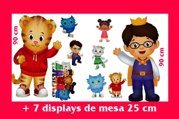 Totem de Chão Daniel Tigre e Displays de Mesa