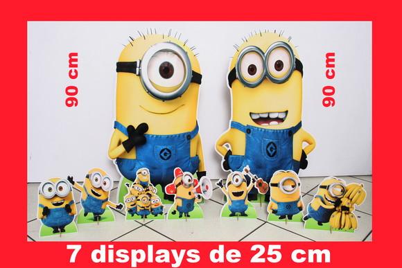Totem de Chão Minions e Displays de Mesa