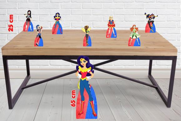 Totem Hero Girls E Displays De Mesa