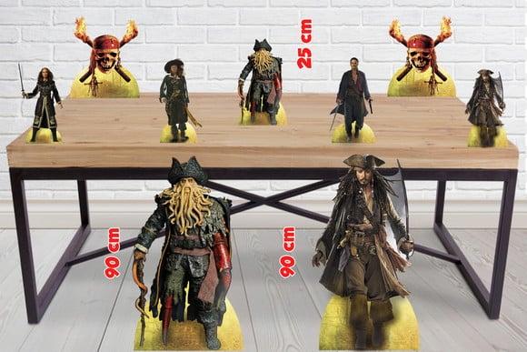 Totem Piratas do Caribe e Displays de mesa