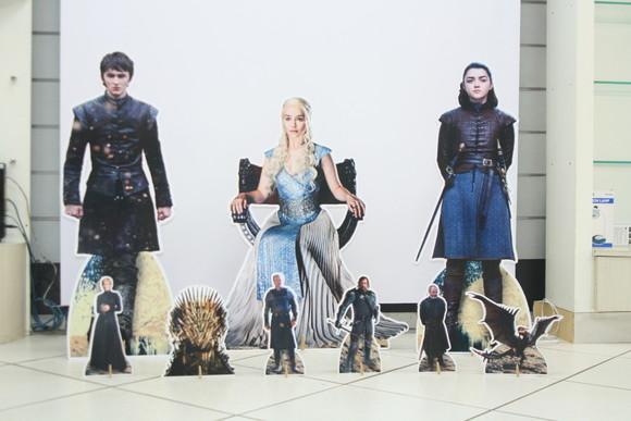 Kit Totem de Chão Game Of Thrones e Displays de Mesa