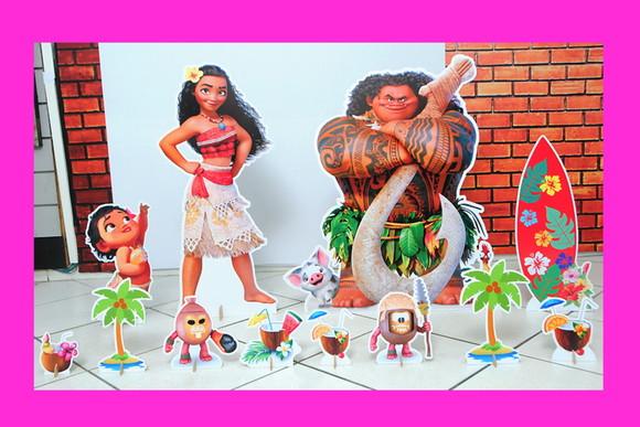 Totem de Chão Moana e Displays de Mesa