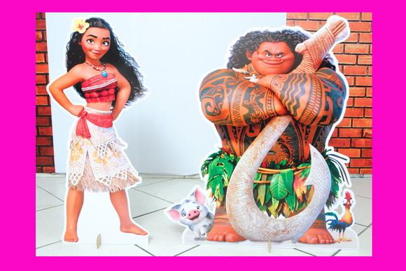 Totem de Chão Moana e Displays de Mesa