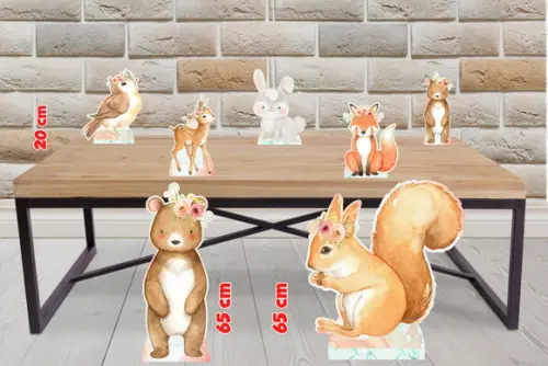 Display Bicho no bosque , totem decorativo