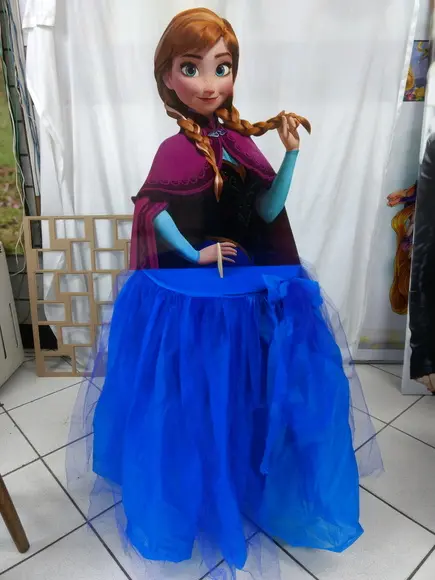 Display Busto Totem Ana Frozen
