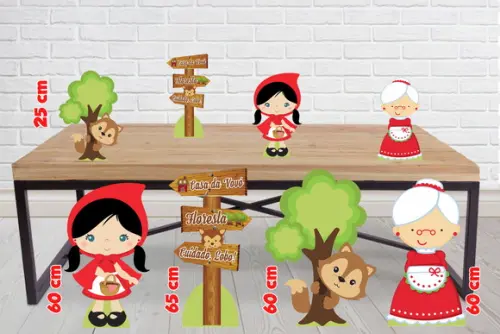 Totem Chapeuzinho Vermelho e Displays de Mesa