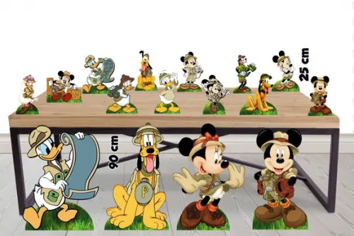 Totem de Chão Mickey Safari e Displays de Mesa