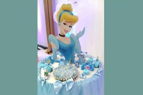 Display Busto Totem Cinderela