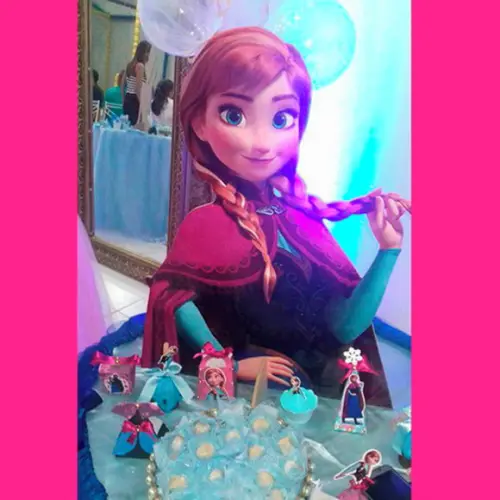 Display Busto Totem Ana Frozen