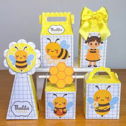 Kit com 20 Caixas Personalizadas Abelhinha