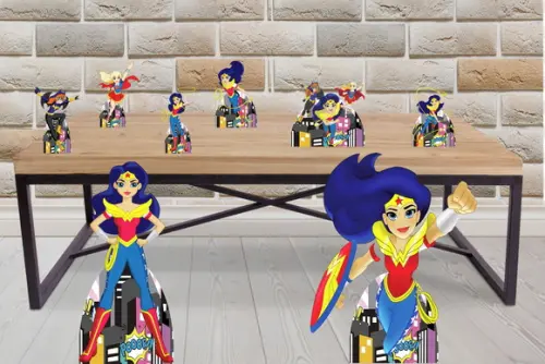 Totem e Display Super Hero Girls para Decoração de Festa