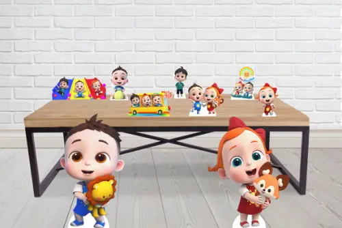 Totem Lia Chacha e Display de Mesa para Decoração