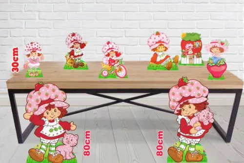 Totem Moranguinho e Displays de Mesa