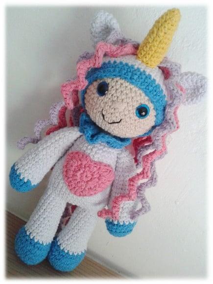 Boneca Unicónio Amigurumi