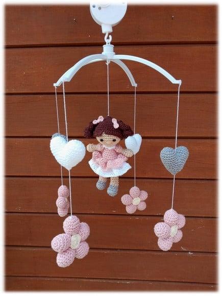 Mobile Boneca