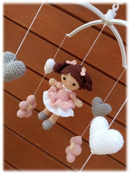 Mobile Boneca