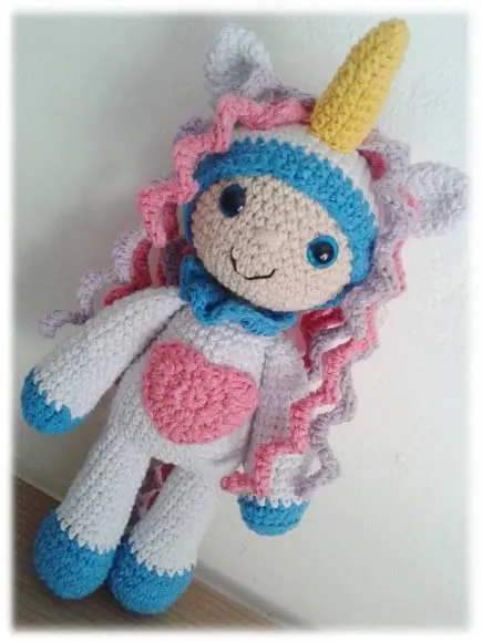 Boneca Unicónio Amigurumi