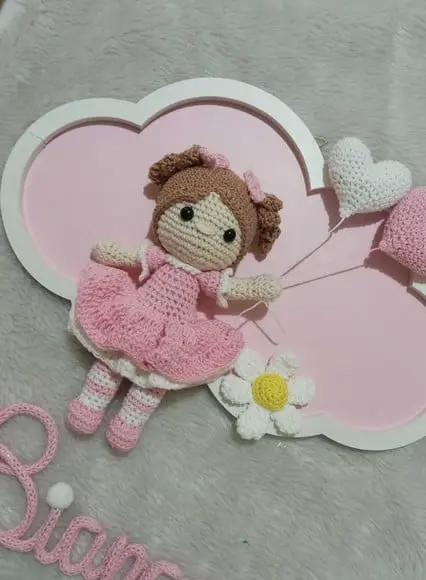 Porta Maternidade Nuvem -boneca Flor