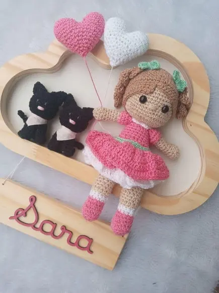Porta Maternidade Nuvem Pinus - Boneca + Gatinho